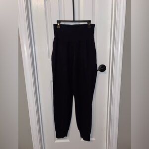 Athleta Salutation Rib Jogger size small